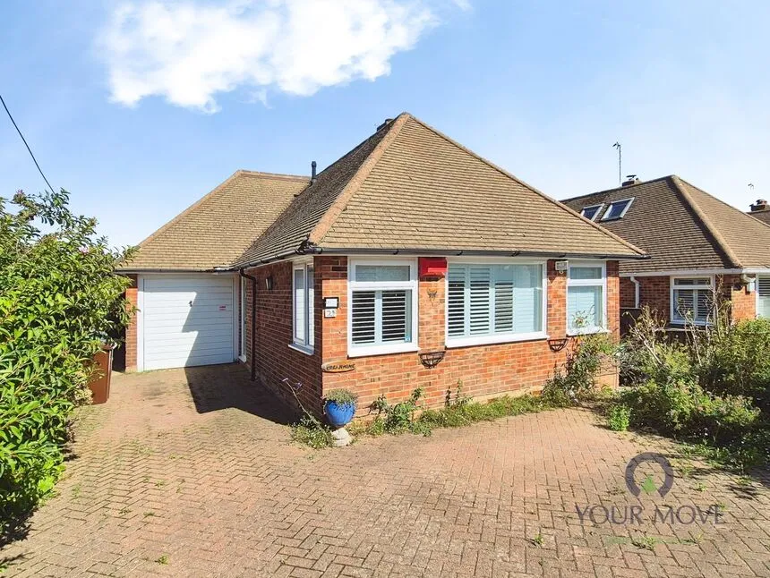 3 bed house for sale — Oldfield Road, Eastbourne, East Sussex, BN20