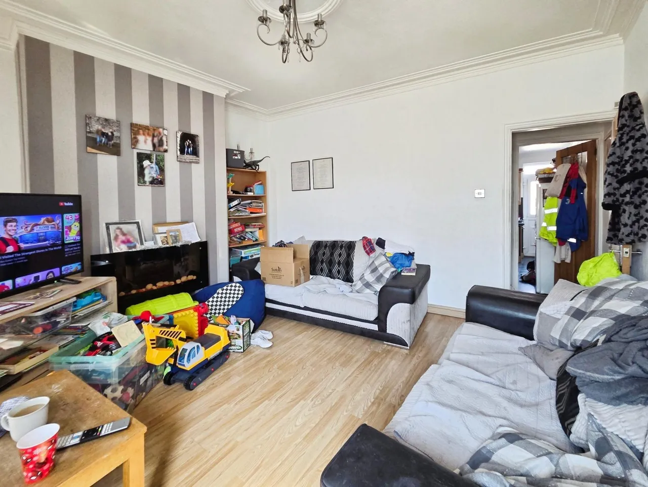 Barnsley Road, Rotherham, S63, photo 4