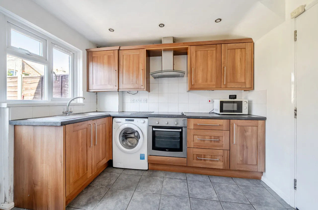 Bath Road, Southsea, PO4, photo 3