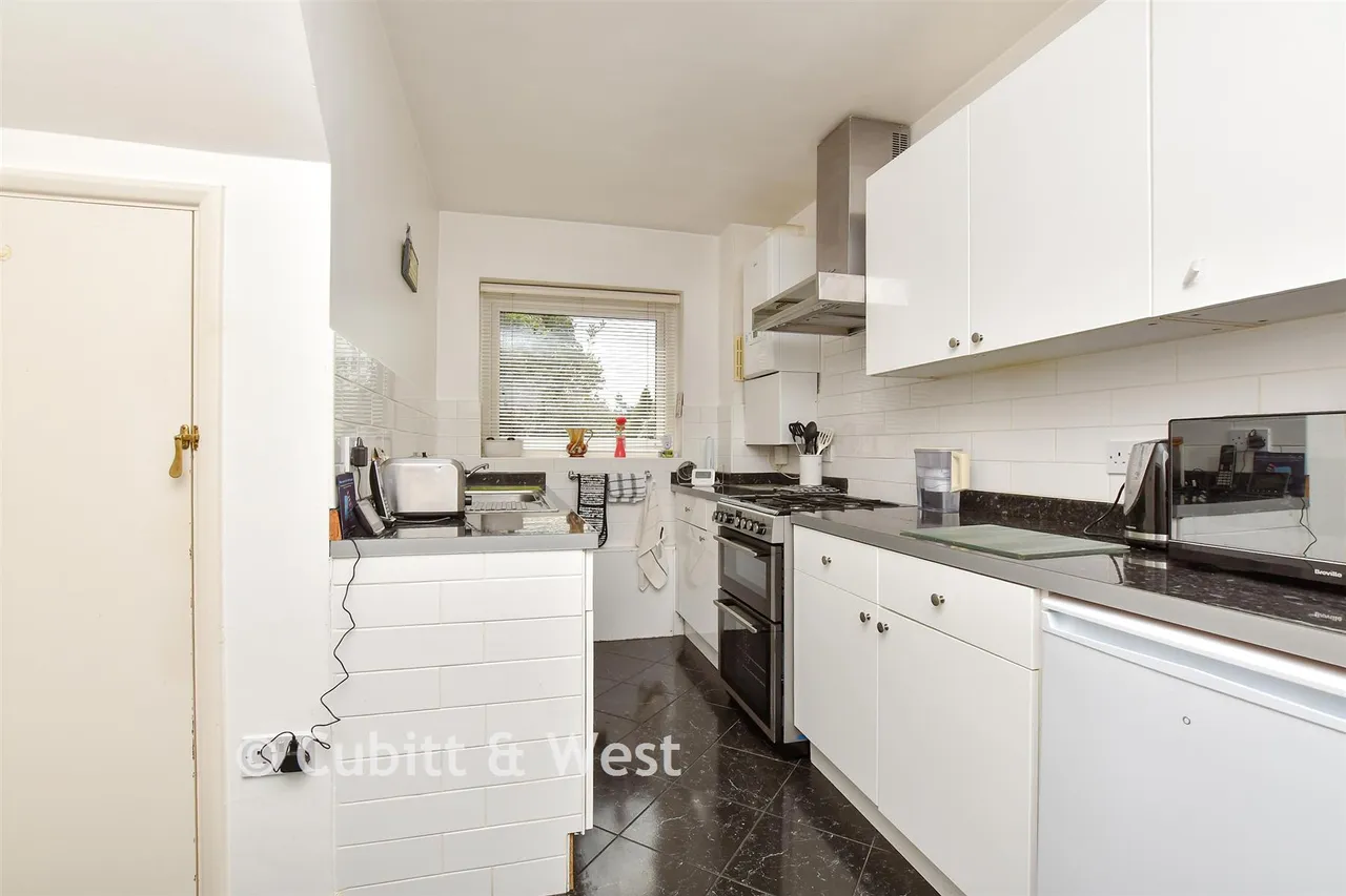 Timberhill, Ashtead, KT21, photo 6