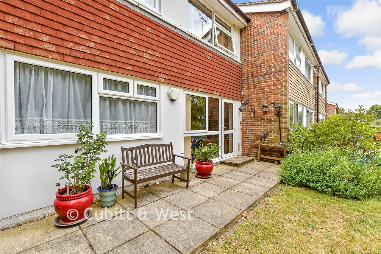 Timberhill, Ashtead, KT21, photo 12