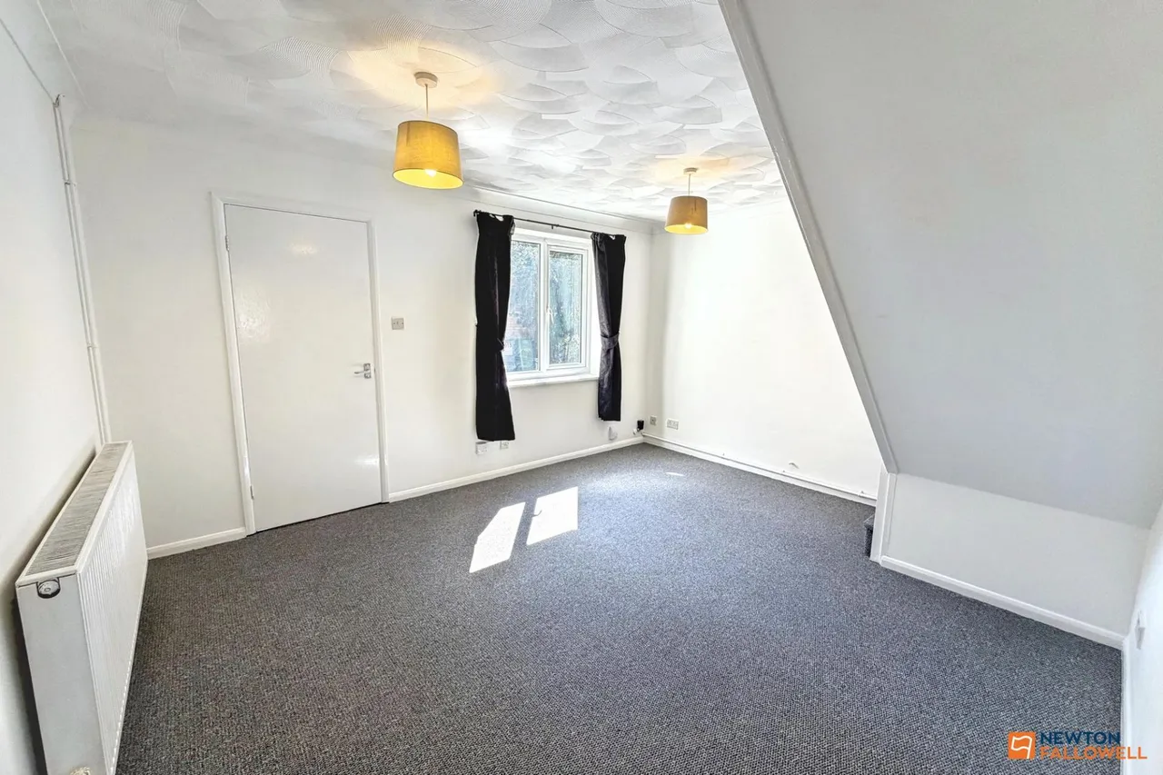 Swale Avenue, Gunthorpe, PE4, photo 4