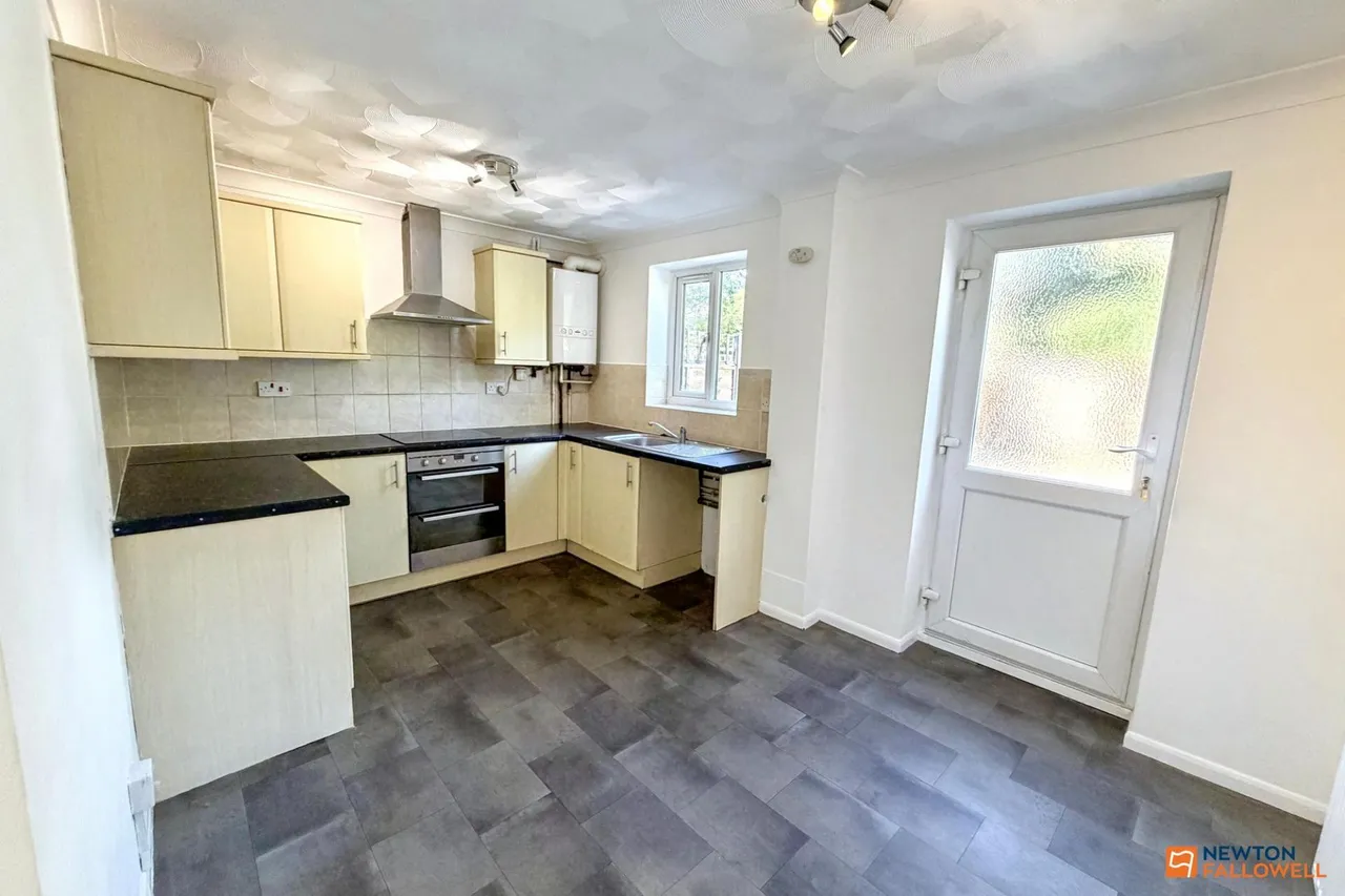 Swale Avenue, Gunthorpe, PE4, photo 5