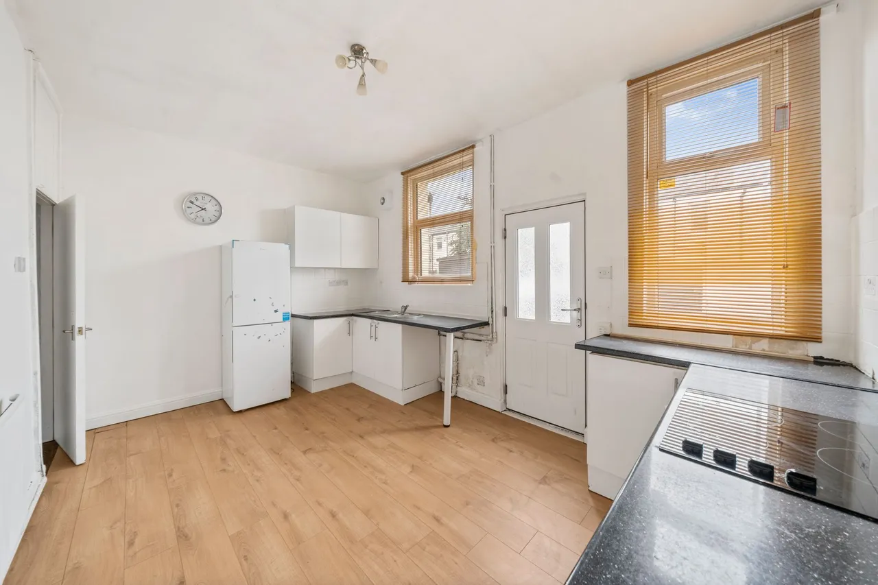 Glebe Street, Leigh, WN7, photo 3