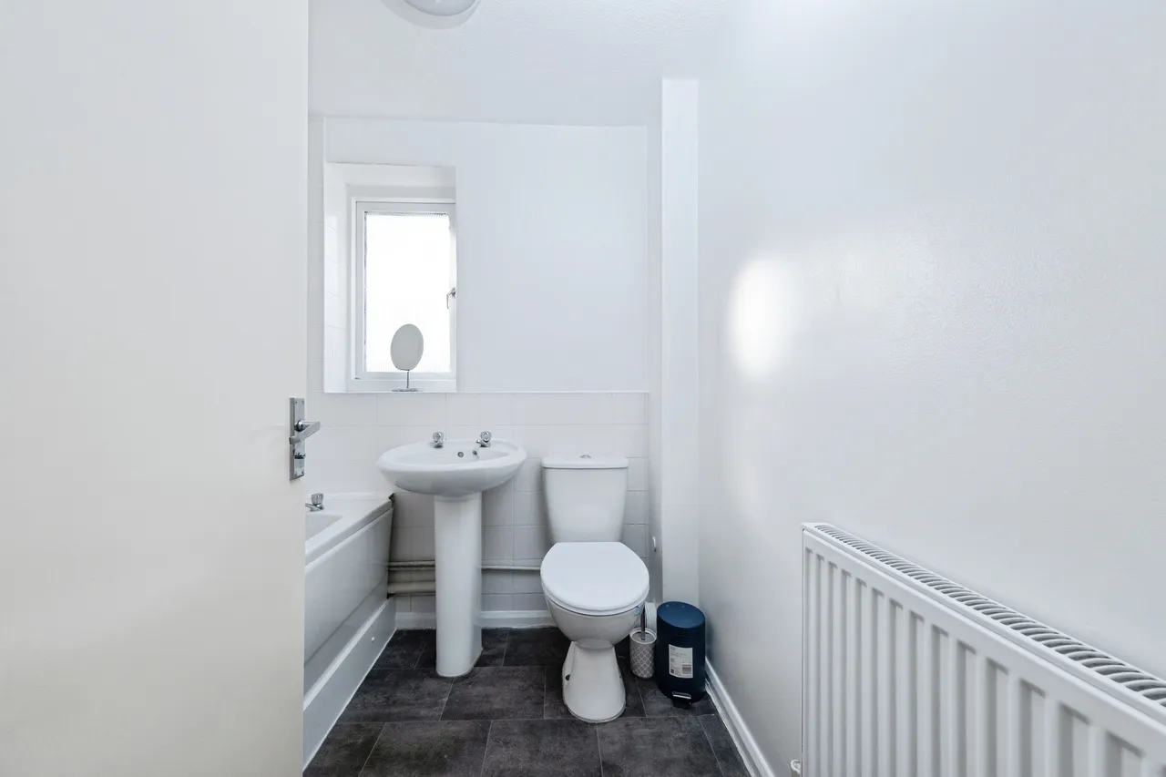 Trueman Place, Oldbrook, MK6, photo 15