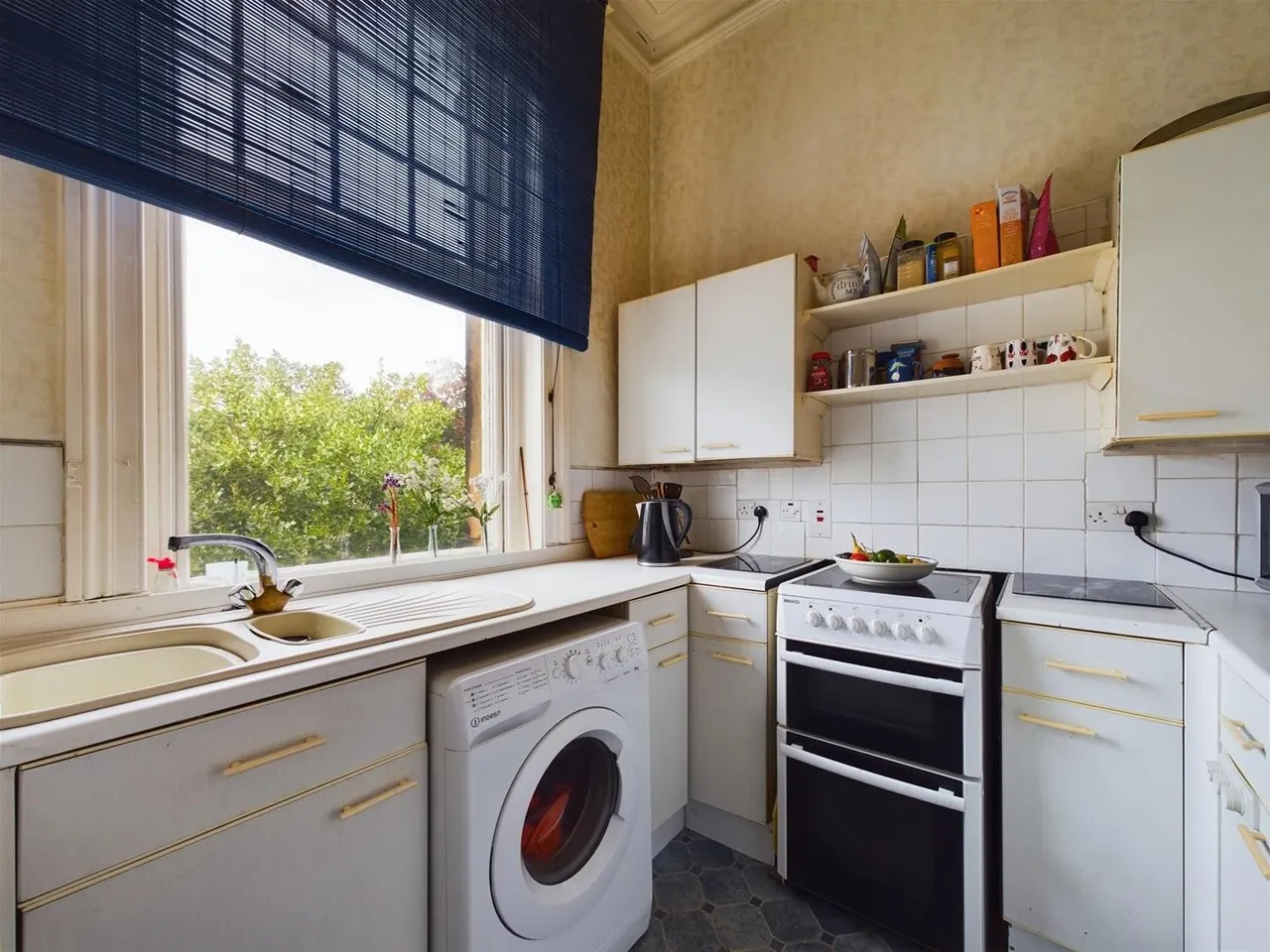 Valley Road, Scarborough, YO11, photo 3