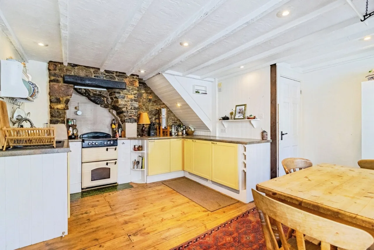Highweek Village, Newton Abbot, TQ12, photo 2