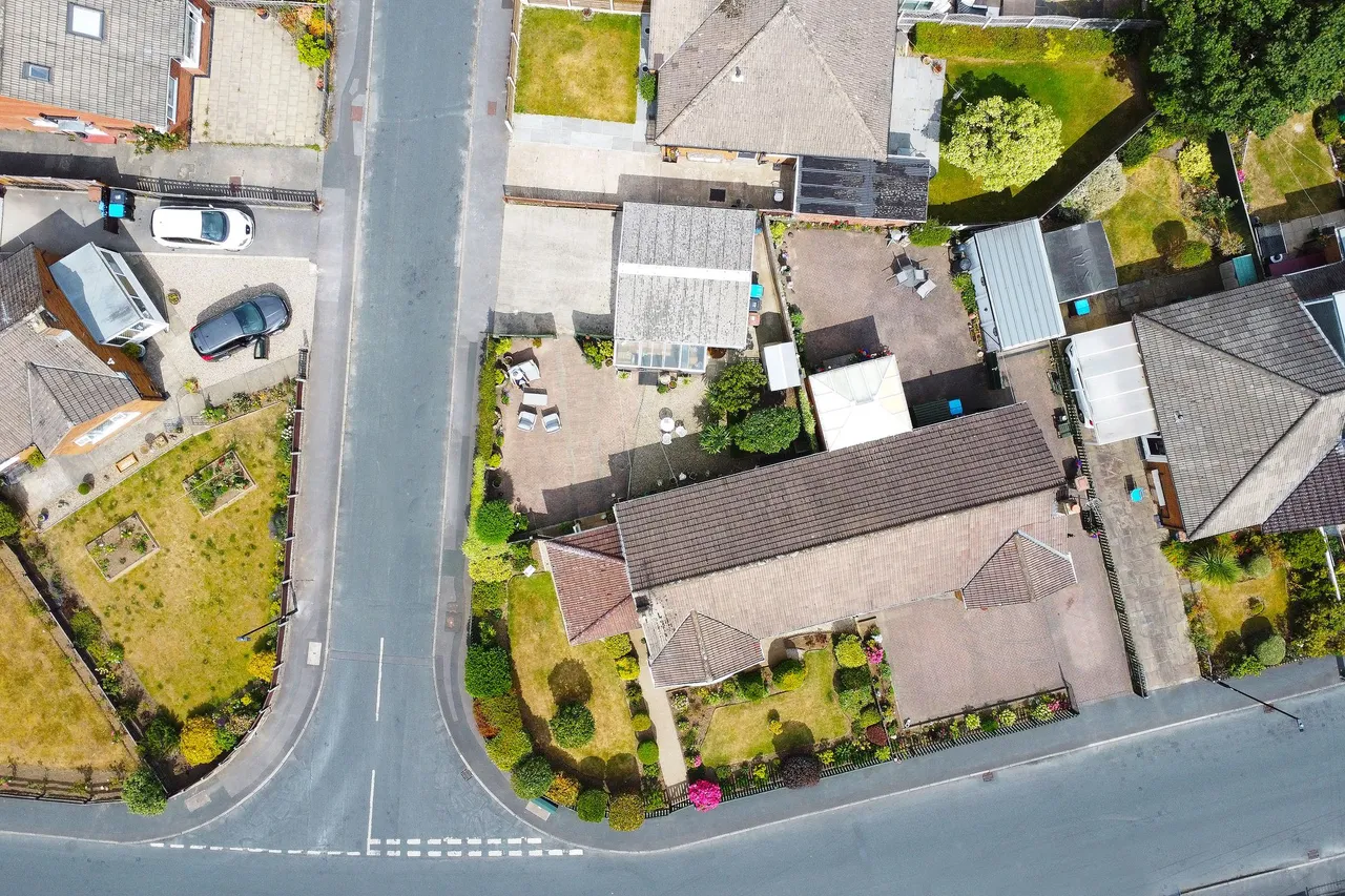 Sandhill Drive, Harrogate, HG1, photo 2