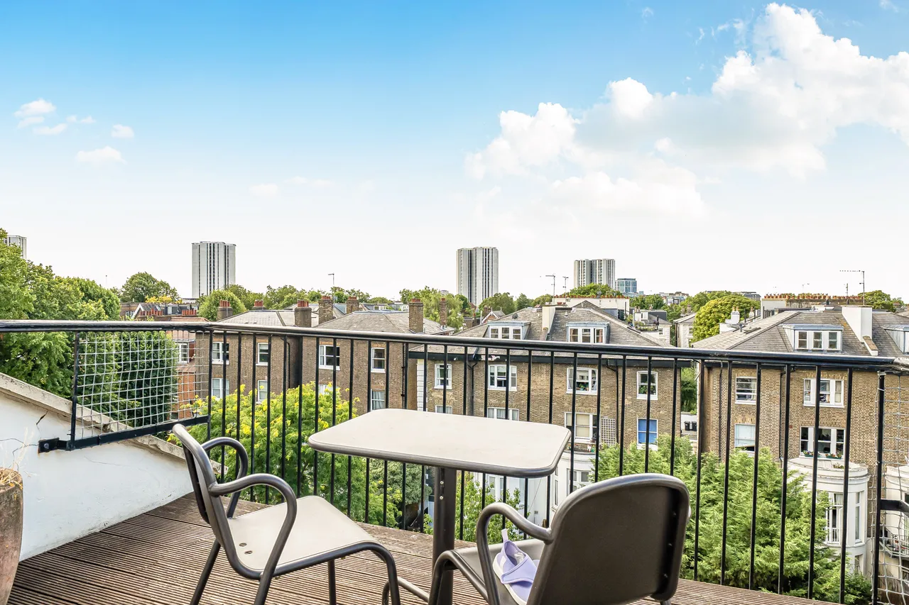 Flat 4, 29 Belsize Park Gardens, London, photo 3