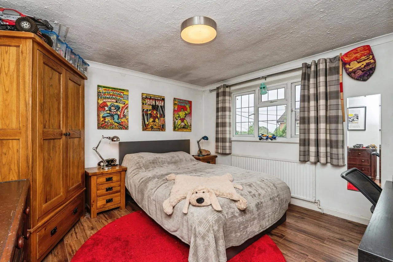 New Road, Sandhurst, GU47, photo 23
