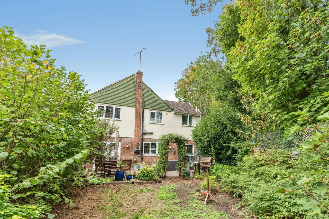 New Road, Sandhurst, GU47, photo 32