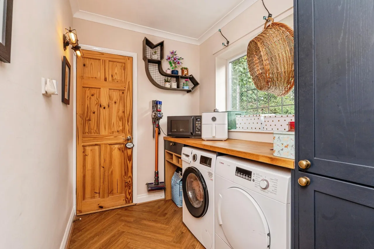 New Road, Sandhurst, GU47, photo 7