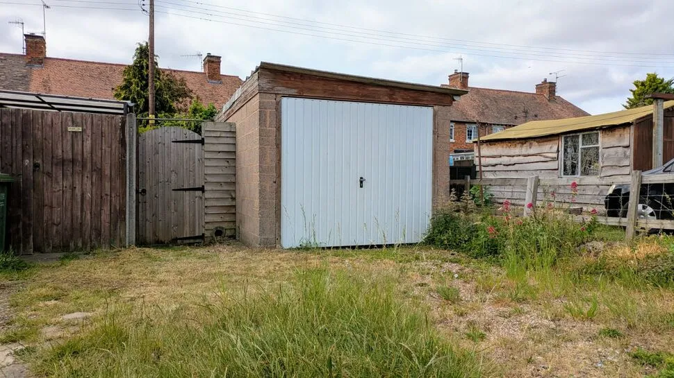 School Lane, Middle Littleton, WR11, photo 12