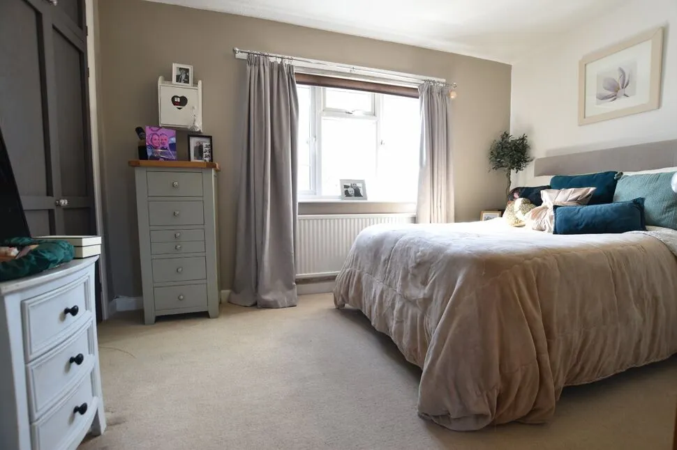 School Lane, Middle Littleton, WR11, photo 8