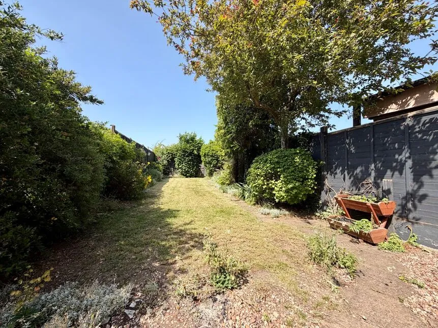 School Lane, Middle Littleton, WR11, photo 10