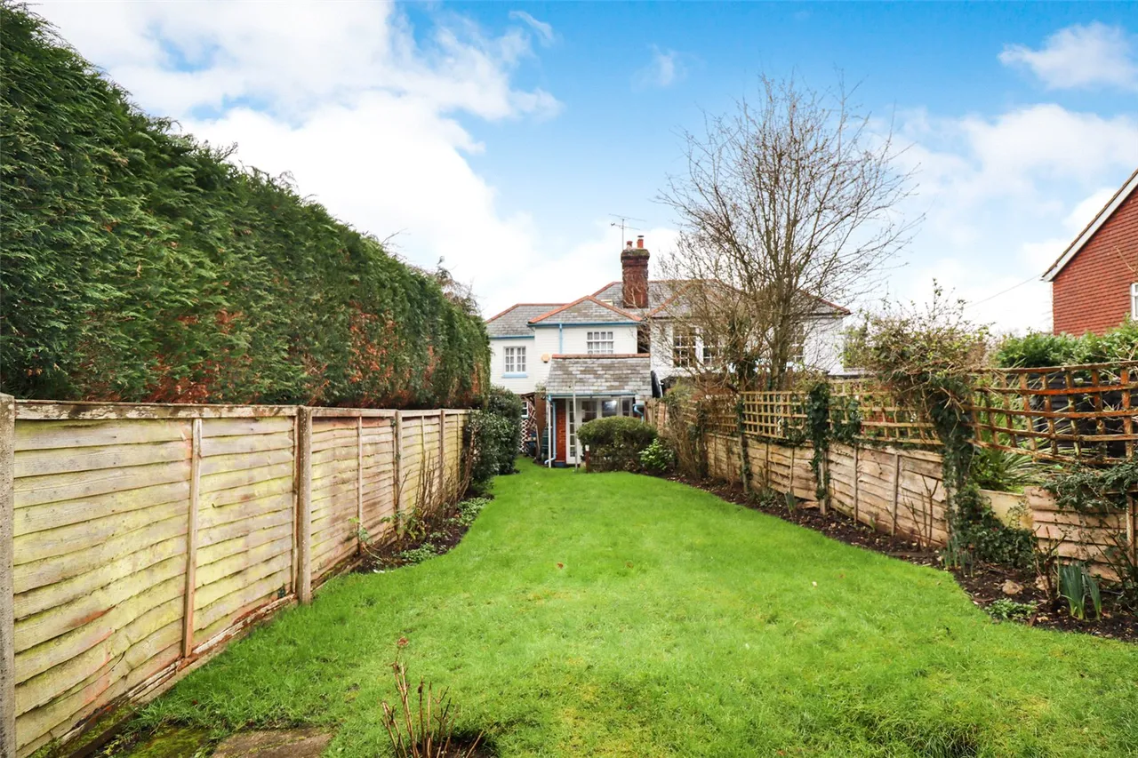 The Street, Crookham Village, Fleet, Hampshire, GU51 5SG, photo 6