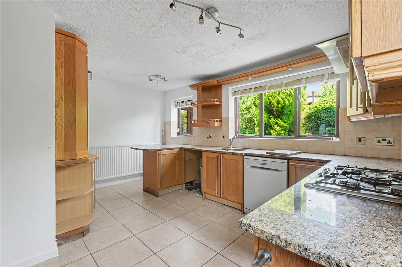 Glendon Street, Stanley Common, DE7, photo 3