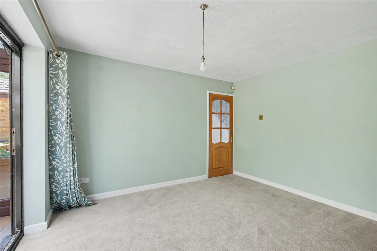 Glendon Street, Stanley Common, DE7, photo 10