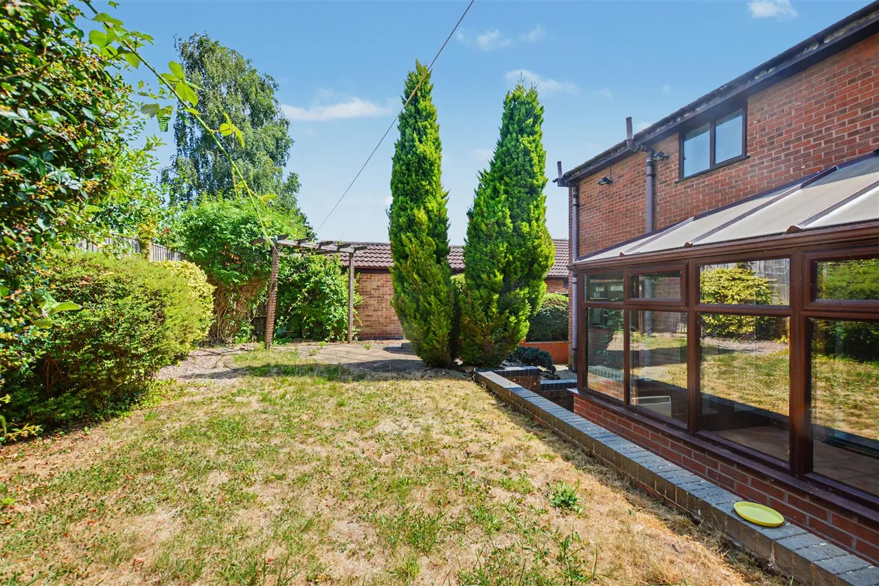 Glendon Street, Stanley Common, DE7, photo 4