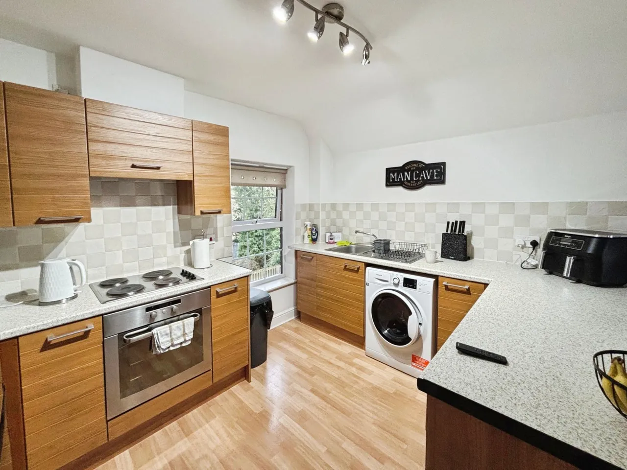 Hessle High Road, Hull, HU4, photo 2