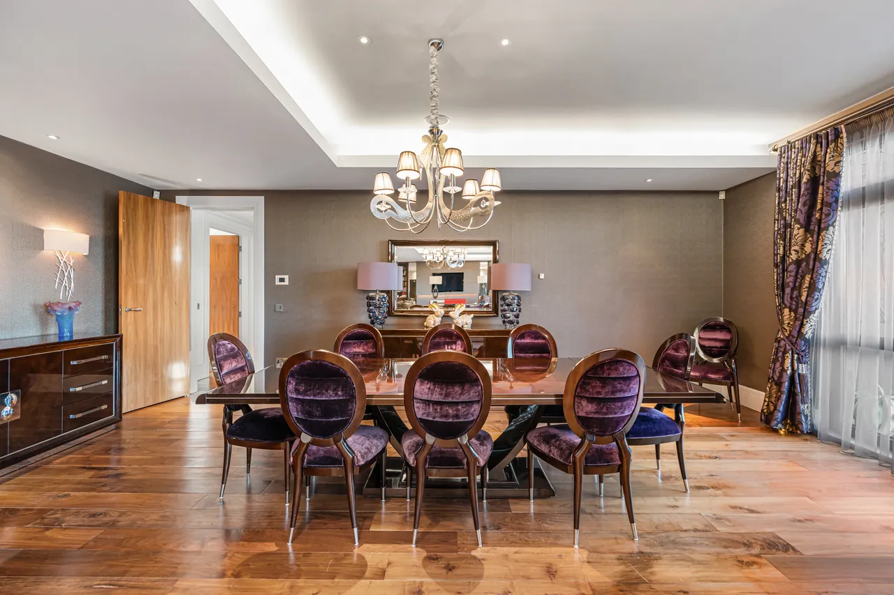 Allingham Court, The Bishops Avenue, Hampstead, London, photo 5