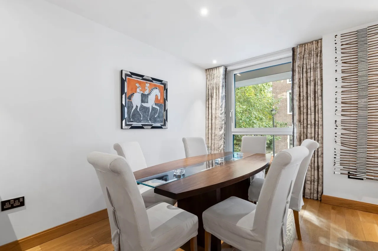 Horseferry Road, London, SW1P, photo 16
