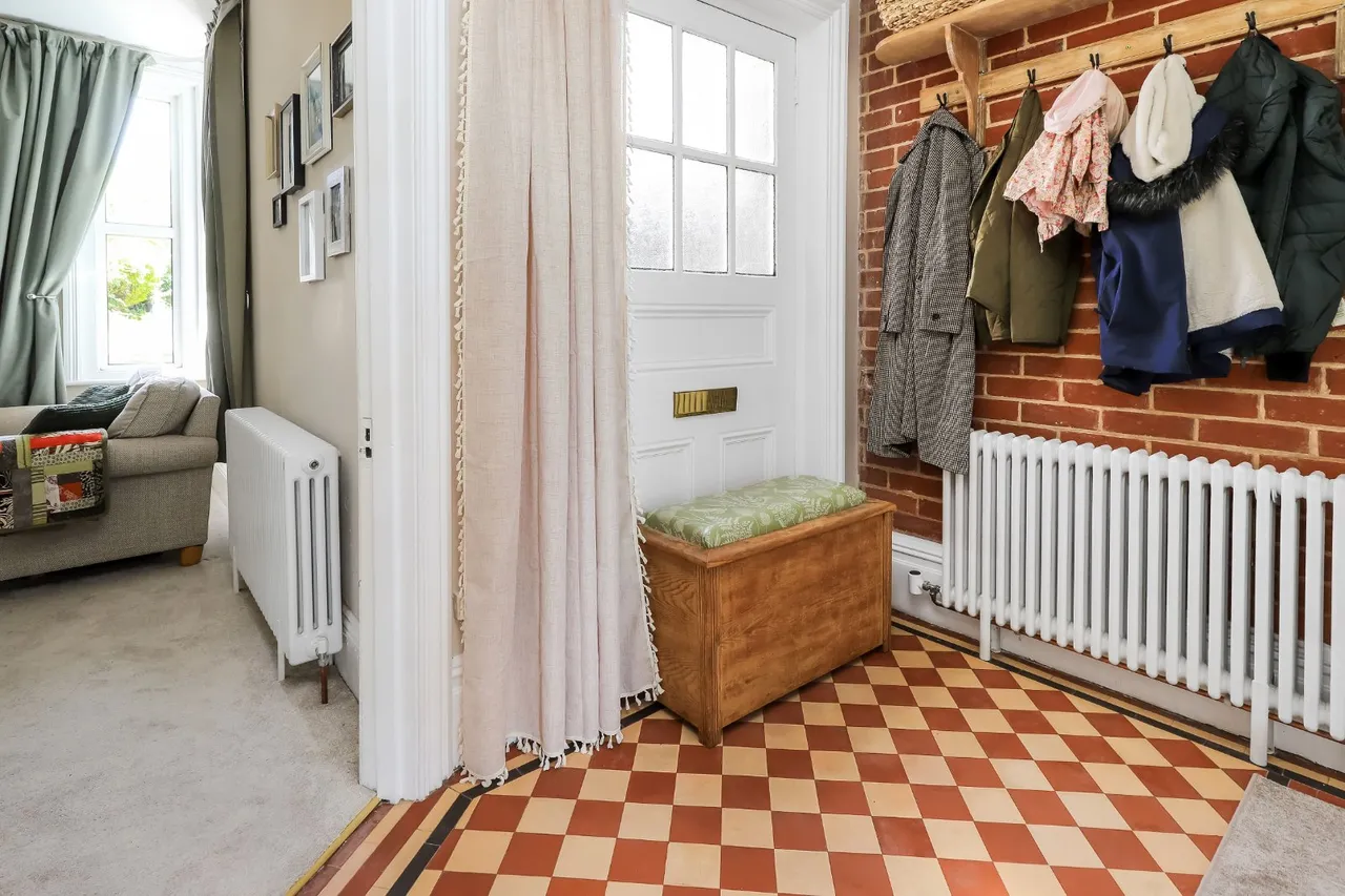 Marlborough Road, Salisbury, Wiltshire, SP1 3TH, photo 6
