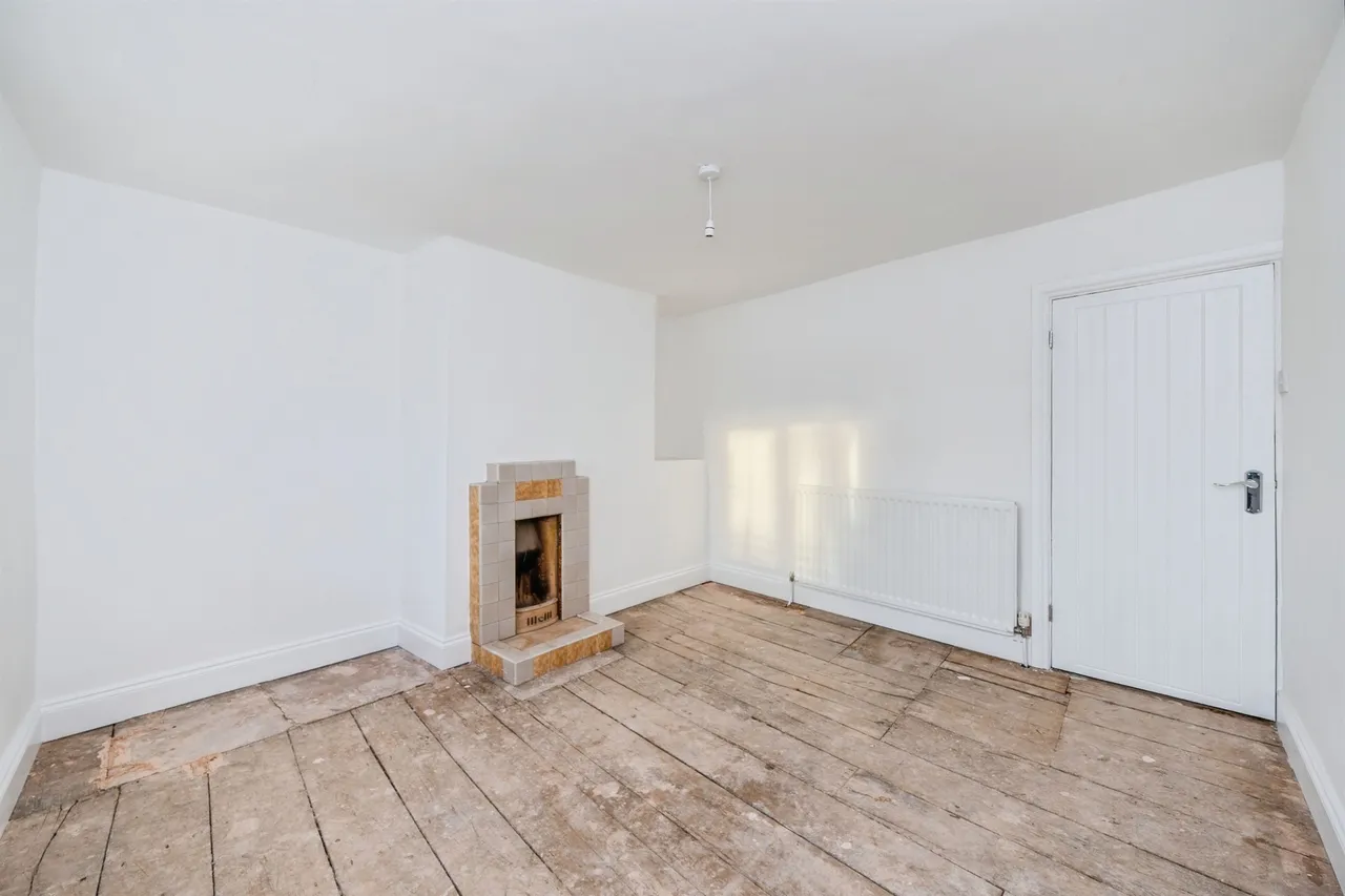 Walsall Road, Lichfield, WS13, photo 8