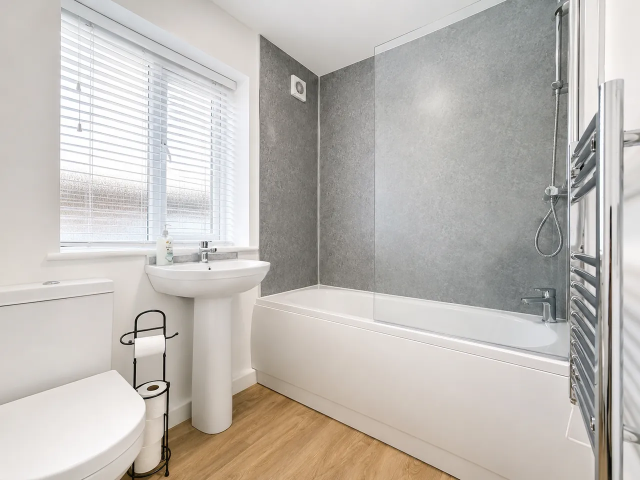 Wood Street, Mansfield, NG18, photo 6