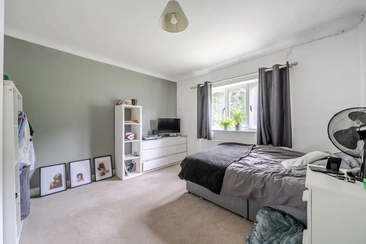 Marley Combe Road, Haslemere, GU27, photo 16
