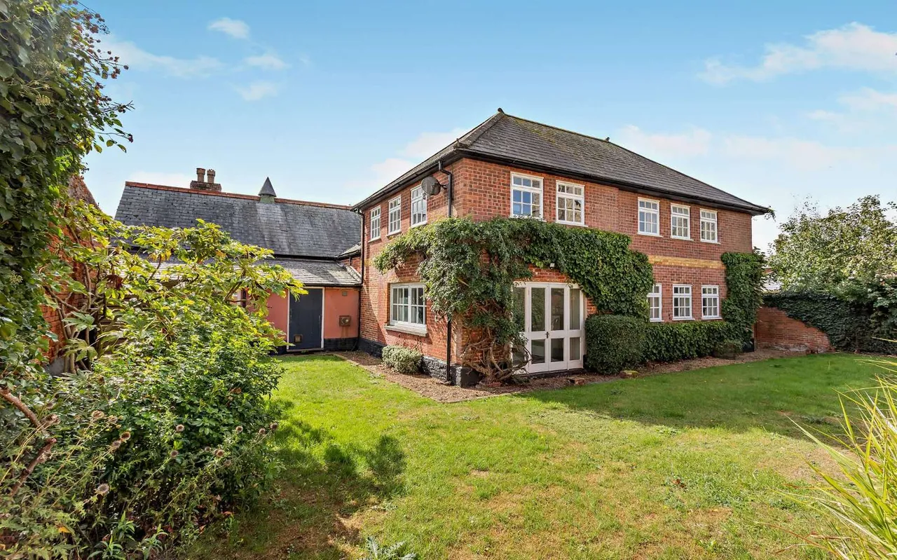 Market Place, New Buckenham, NR16, photo 23