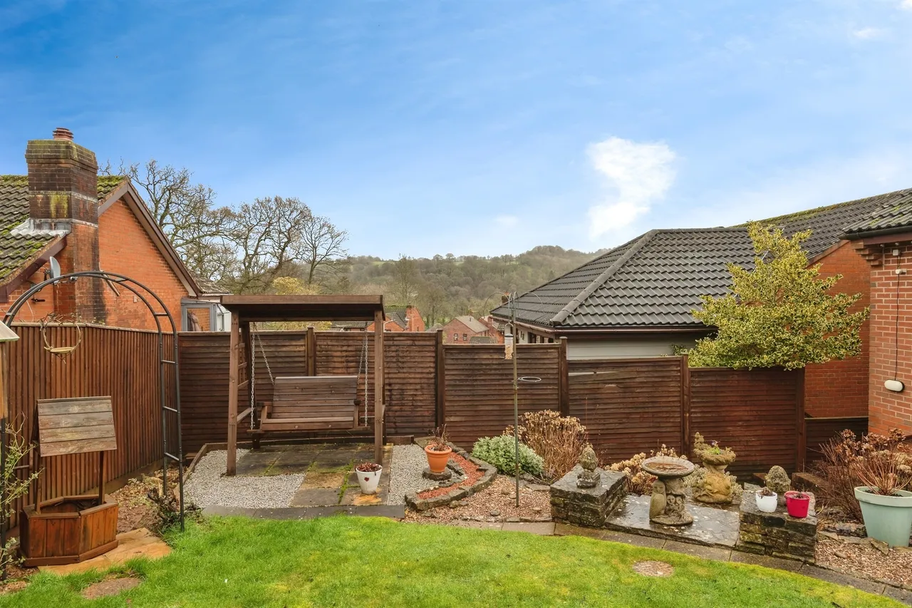Ashley Rise, Ashley, EX16, photo 15