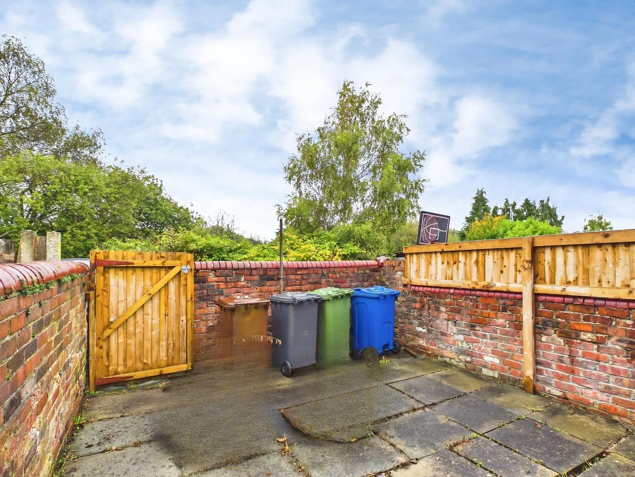 Lily Lane, Bamfurlong, WN2, photo 15