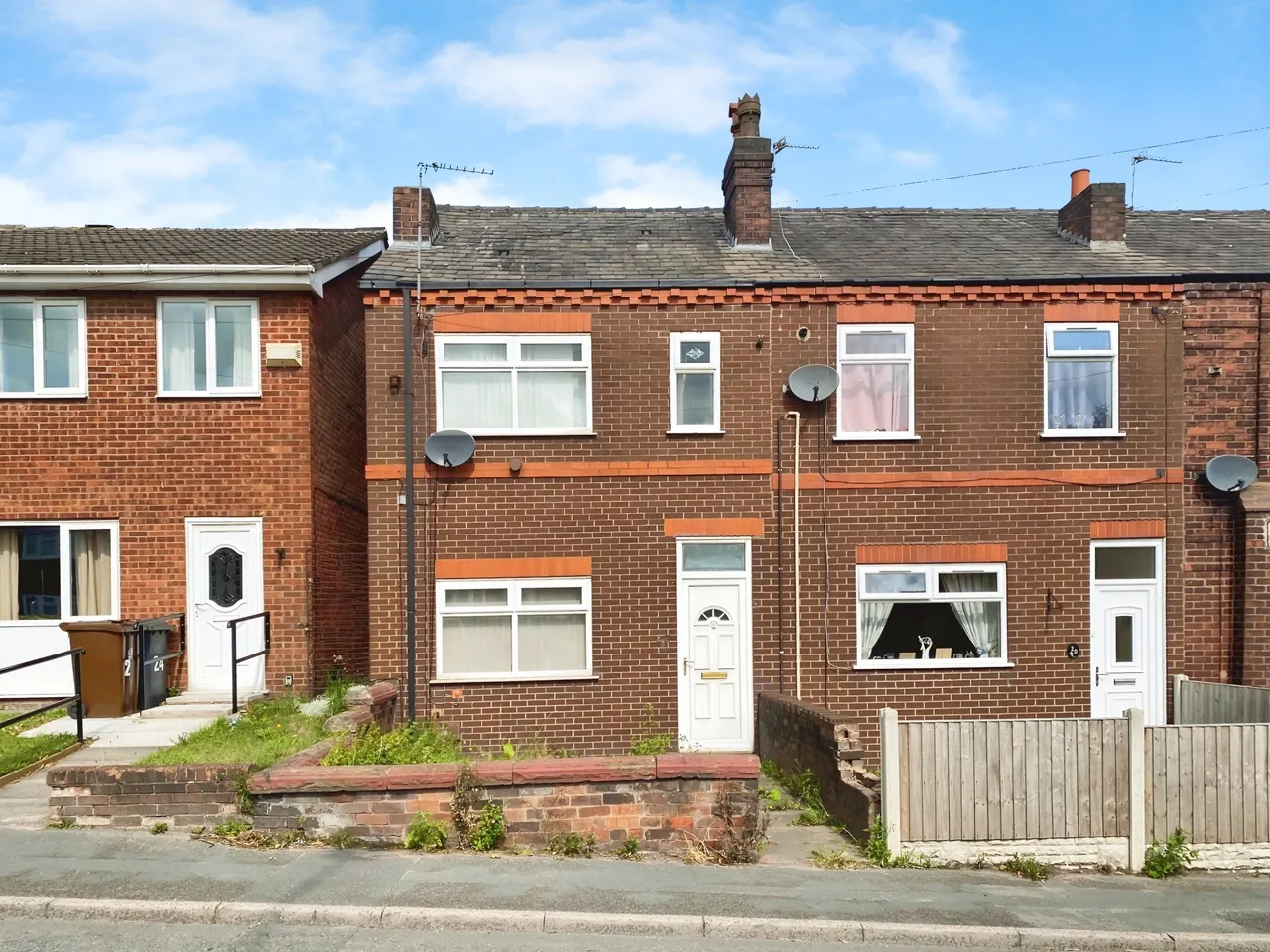 3 bed house for sale, Lily Lane, Bamfurlong, WN2