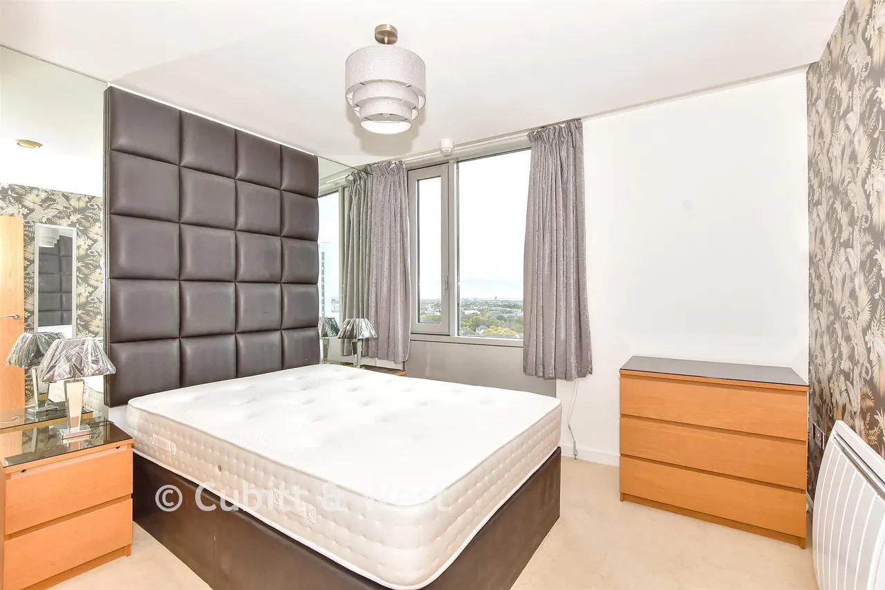 Queen Street, Portsmouth, PO1, photo 7