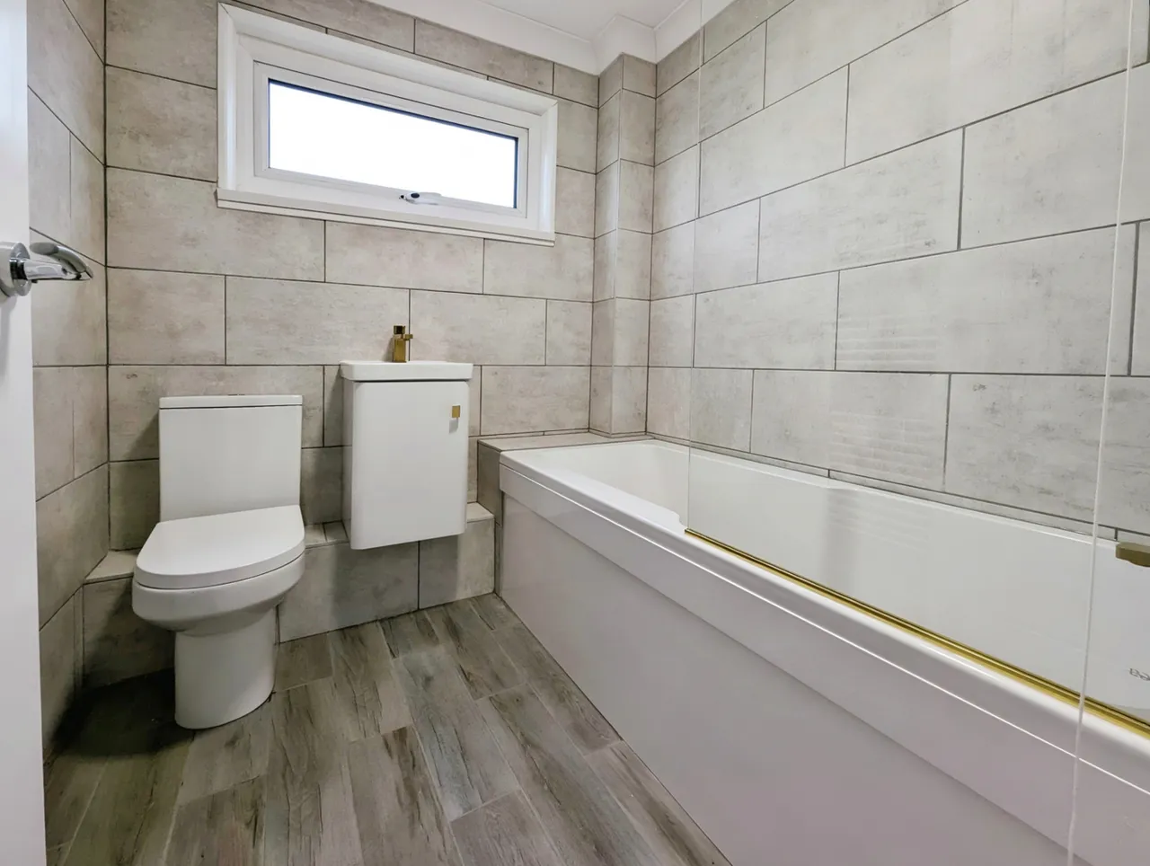 Cheshire Close, Llanishen, Cardiff, South Glamorgan, photo 4