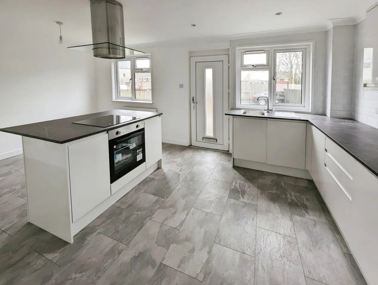 Cheshire Close, Llanishen, Cardiff, South Glamorgan, photo 5