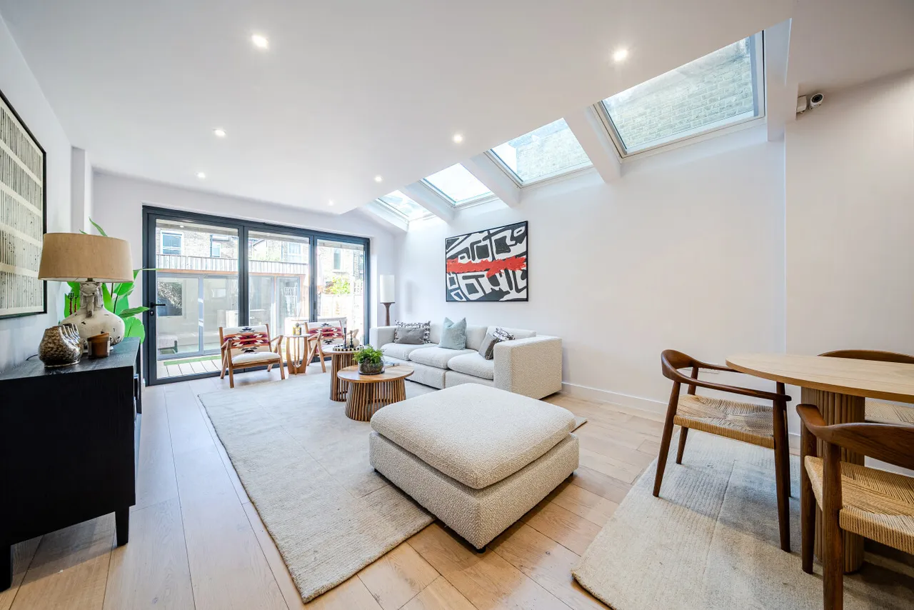 4 bed house for sale, Newton Road, Wimbledon, SW19