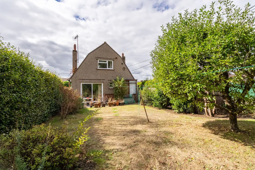 The Borough, Brockham, RH3, photo 9