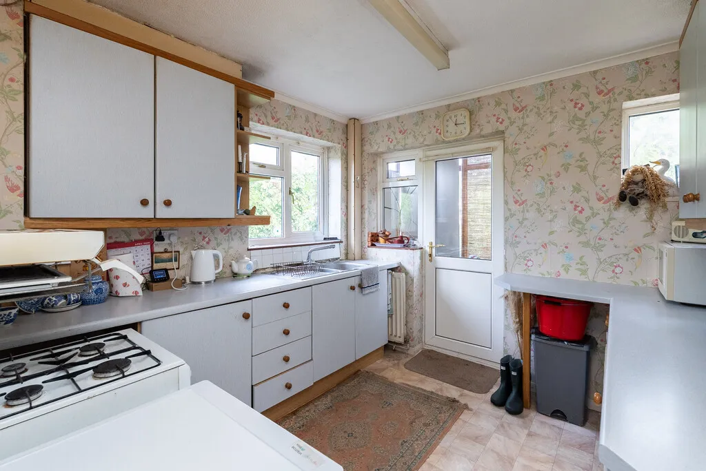 The Borough, Brockham, RH3, photo 3