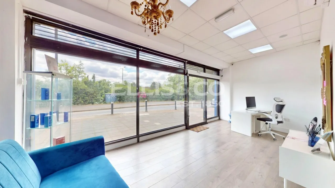 Medway Parade, Perivale, UB6, photo 6