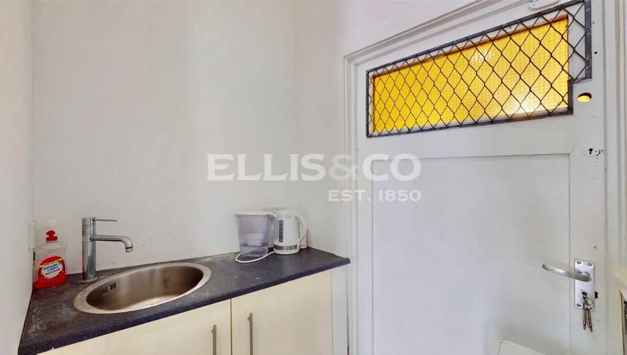 Medway Parade, Perivale, UB6, photo 19