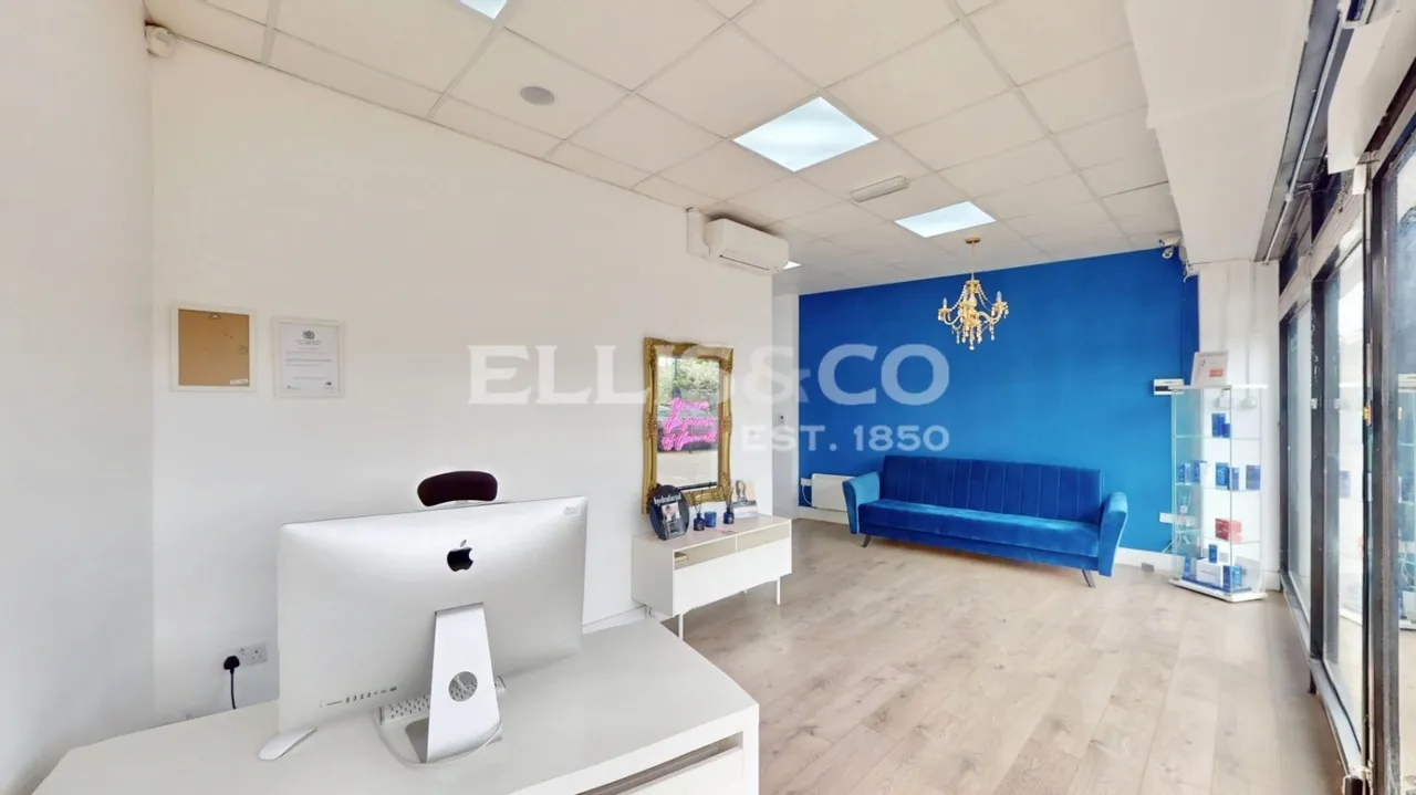Medway Parade, Perivale, UB6, photo 5