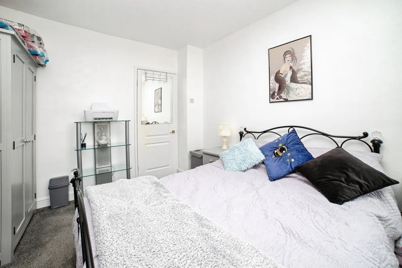 Chaucer Crescent, Sutton-in-Ashfield, Nottinghamshire, NG17, photo 10