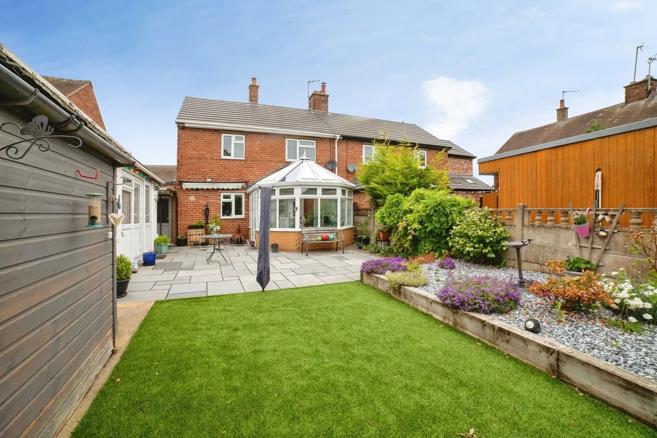 Chaucer Crescent, Sutton-in-Ashfield, Nottinghamshire, NG17, photo 16