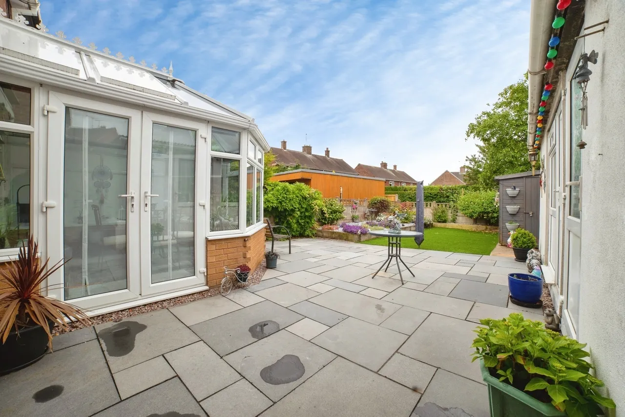 Chaucer Crescent, Sutton-in-Ashfield, Nottinghamshire, NG17, photo 17