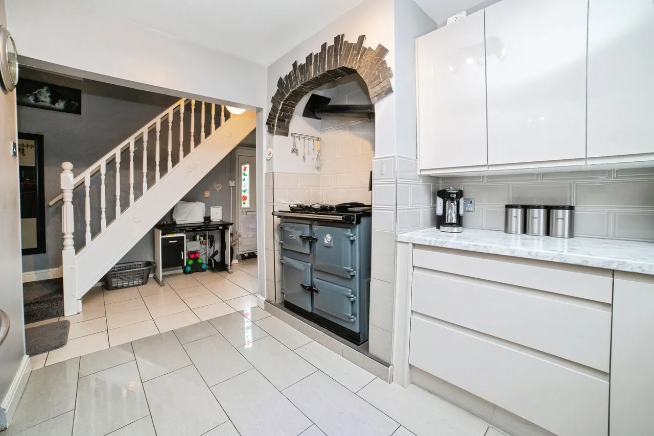 Chaucer Crescent, Sutton-in-Ashfield, Nottinghamshire, NG17, photo 6