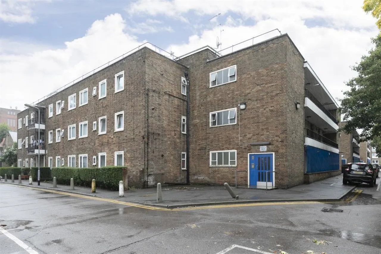 flat for sale — Somerford Grove, London, N16