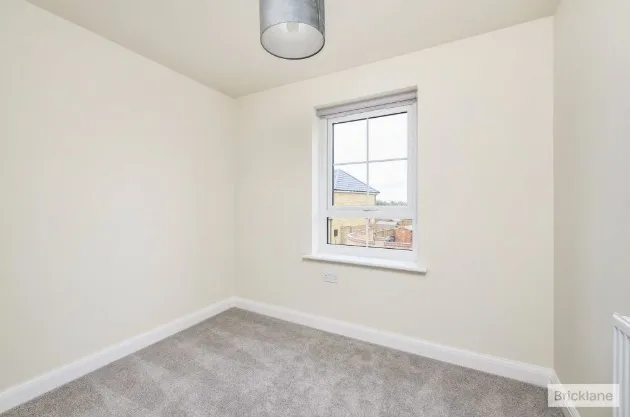 Almond Avenue, Whittlesey, PETERBOROUGH, photo 9