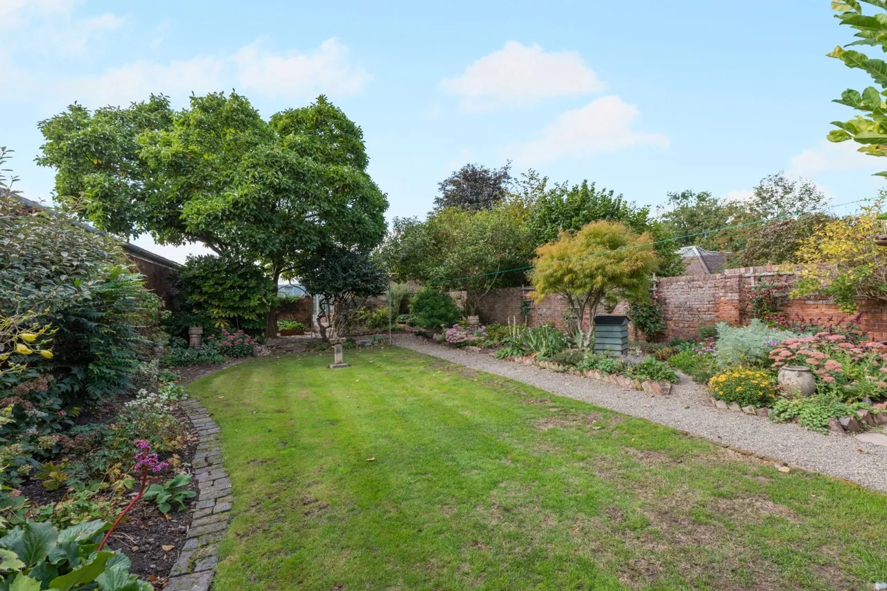 Market Square, Tenbury Wells, WR15, photo 23